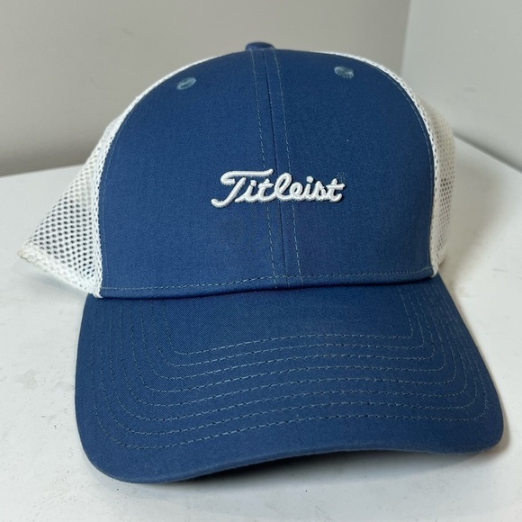 Titleist Classic Script Logo Navy White Mesh Golf Hat Cap Performance - Picture 2 of 10